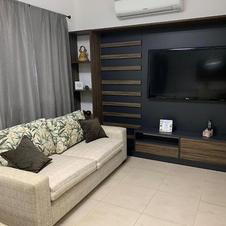 Flat Em Pitangueiras - Sacada Gourmet, 3 Dorms, Limpeza Diaria E Serv De Praia Apartment Guaruja Ngoại thất bức ảnh