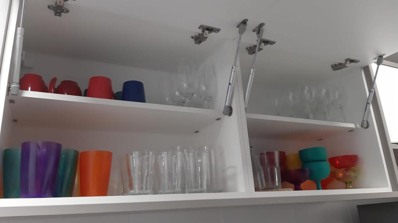Flat Em Pitangueiras - Sacada Gourmet, 3 Dorms, Limpeza Diaria E Serv De Praia Apartment Guaruja Ngoại thất bức ảnh